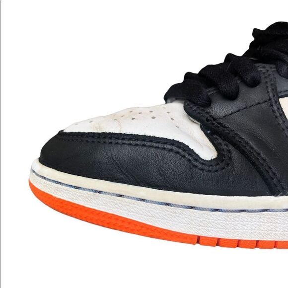 Nike Air Jordan 1 Retro High OG Electro Orange Size 7 - Picture 5 of 16